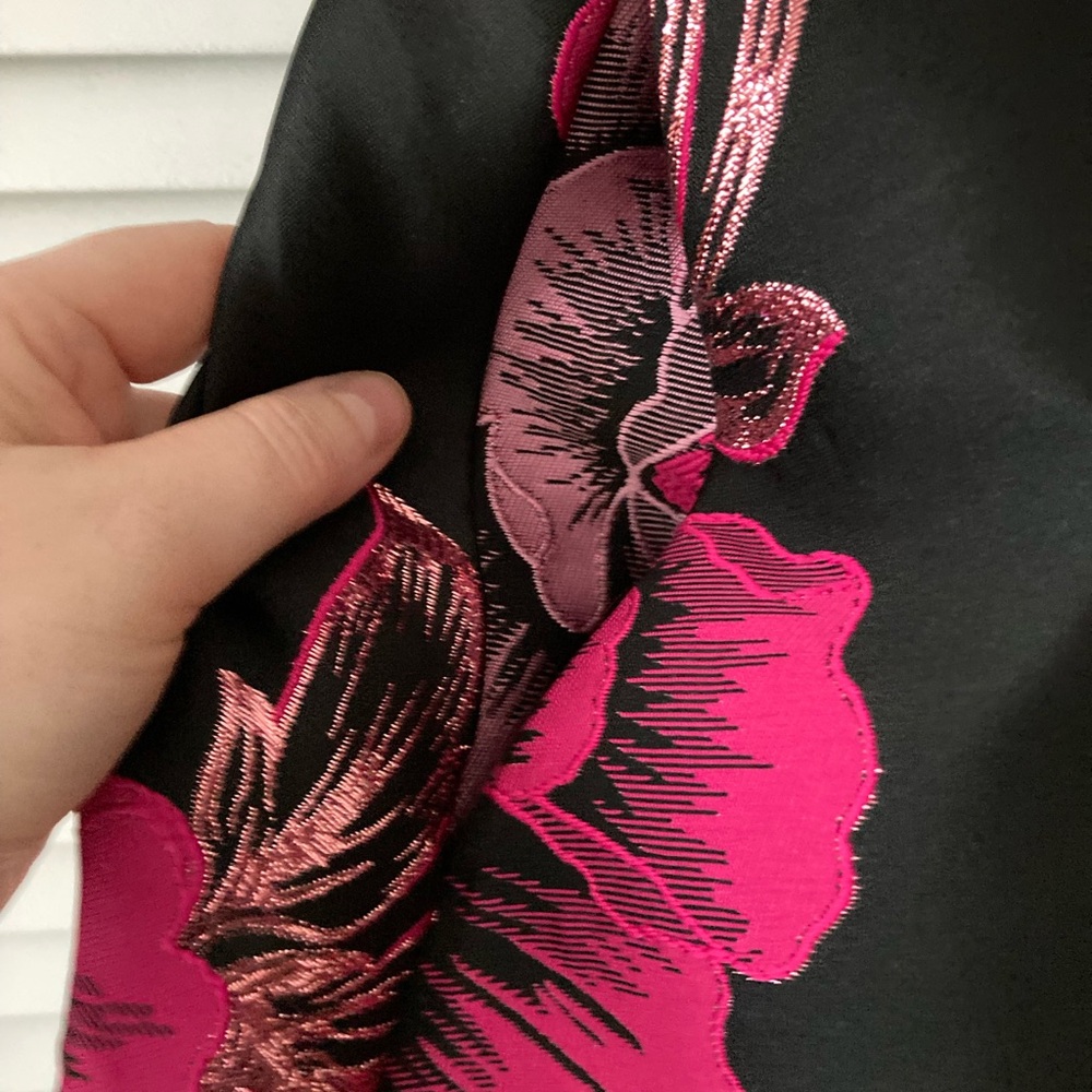 Adrianna Papell floral jacquard hight-low hem Pink and Black Floral Dress - Picture 11 of 14